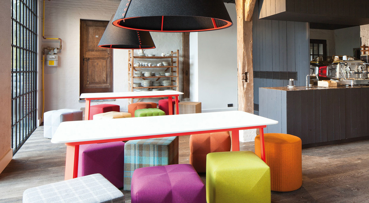 Buzzispace Cube & Spot BuzziPoufs