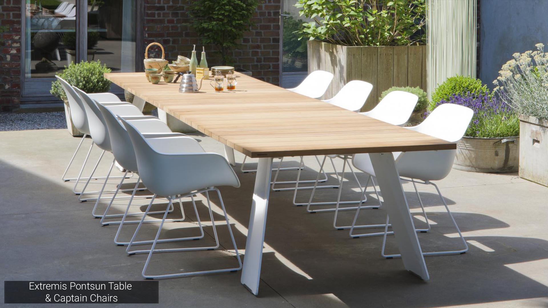 Extremis Pontsun Table & Captain Chairs